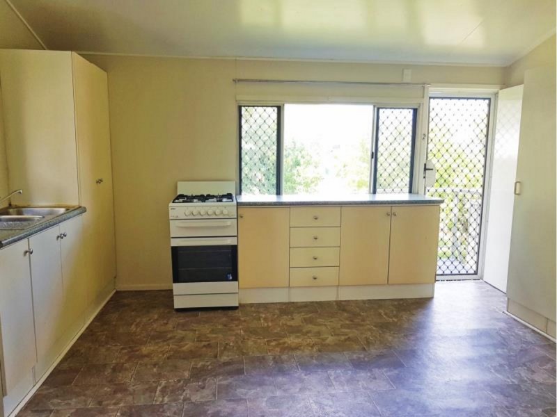 285 East Street, Depot Hill QLD 4700